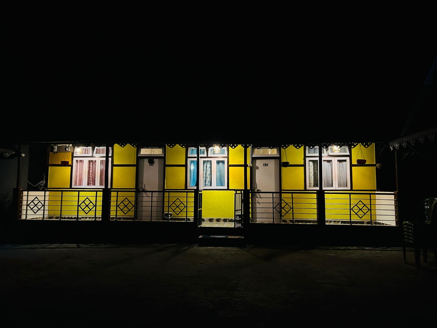 Homestay Night Lights