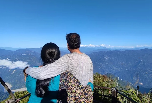 Ramity Viewpoint Couple